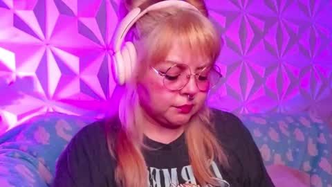 Gina George online show from September 2025 12:26:01 AM