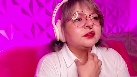 Gina George online show from October 2025 12:23:01 AM