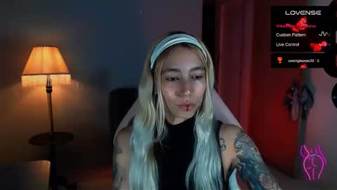 I AM JENN  online show from January 2025 03:44:02 AM