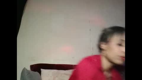 Shaniiice online show from December 2025 01:00:02 AM