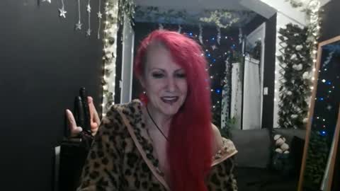 SaucySky online show from January 2025 08:51:02 PM