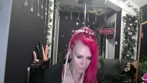 SaucySky online show from March 2026 09:38:02 AM