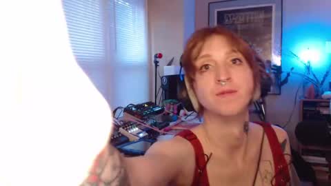 Snapshot of savagewaves chatting on April 2026 12:23:01 AM savagewaves online show from April 2026 12:23:01 AM