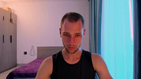 Snapshot of savak_hottie chatting on May 2026 10:33:01 AM Savak Laakem online show from May 2026 10:33:01 AM