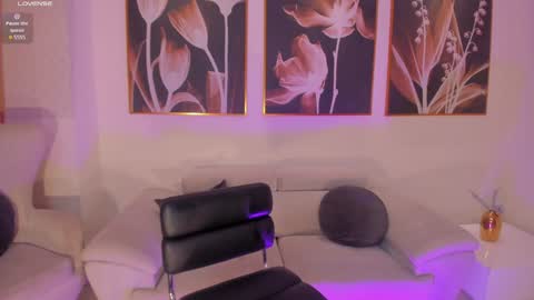 Snapshot of savannahstorm_ chatting on February 2025 11:26:01 PM S a v a n n a h online show from February 2025 11:26:01 PM