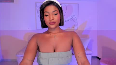 Snapshot of savannahstorm_ chatting on March 2025 01:27:02 PM S a v a n n a h online show from March 2025 01:27:02 PM