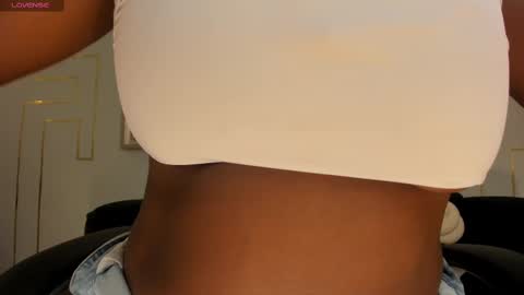 Snapshot of savannahstorm_ chatting on September 2025 11:56:01 AM S a v a n n a h online show from September 2025 11:56:01 AM