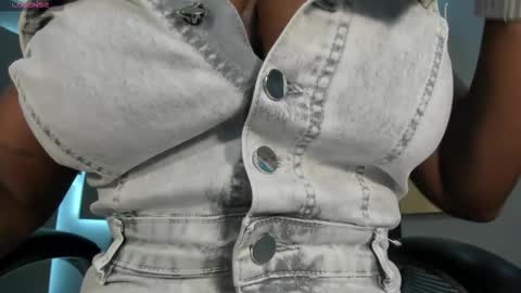 Snapshot of savannahstorm_ chatting on September 2025 11:57:01 AM S a v a n n a h online show from September 2025 11:57:01 AM