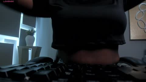 Snapshot of savannahstorm_ chatting on September 2025 12:10:01 PM S a v a n n a h online show from September 2025 12:10:01 PM