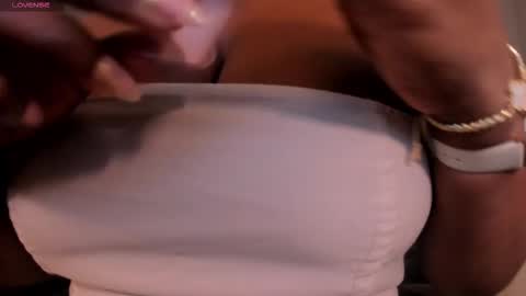 Snapshot of savannahstorm_ chatting on October 2025 12:25:01 PM S a v a n n a h online show from October 2025 12:25:01 PM