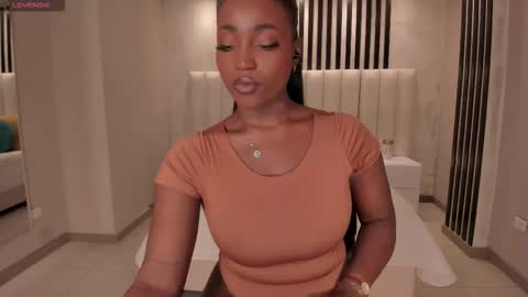 Snapshot of savannahstorm_ chatting on November 2025 09:46:02 PM S a v a n n a h online show from November 2025 09:46:02 PM