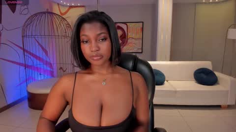 Snapshot of savannahstorm_ chatting on November 2025 02:39:02 PM S a v a n n a h online show from November 2025 02:39:02 PM