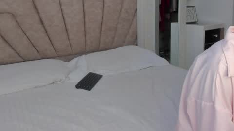 Savannahwildee online show from May 2026 08:38:02 PM