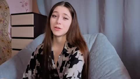 Sophie online show from April 2026 08:15:02 AM