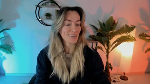 save the qween online show from December 2024 05:03:01 AM