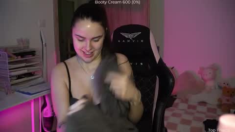 Naomi online show from January 2026 08:56:01 PM