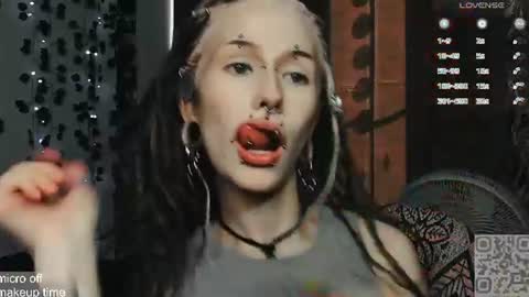 Snapshot of say_mary chatting on July 2026 02:13:02 PM pronoun she. name Mary. age 21. online show from July 2026 02:13:02 PM