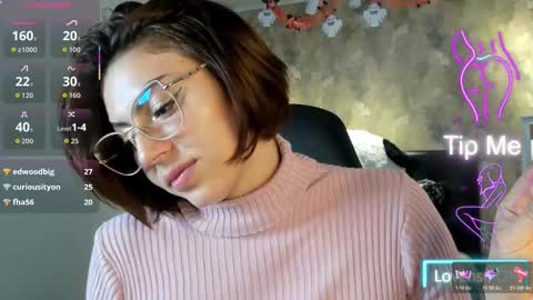 Snapshot of saya_amaretto1 chatting on October 2025 05:25:01 PM Saya Amaretto online show from October 2025 05:25:01 PM