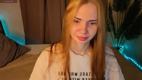 Kira  GMT 7 Mon Thu-Sun  0800am-0200pm  online show from April 2026 09:27:01 AM