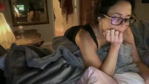 Good Girls Say Please...and Thank You online show from December 2024 07:46:02 PM