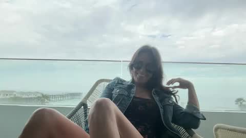 Good Girls Say Please...and Thank You online show from September 2025 04:09:02 PM