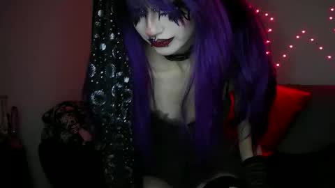 Scary online show from November 2025 02:11:02 AM