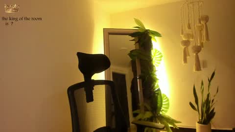 Venus online show from January 2025 04:19:01 PM