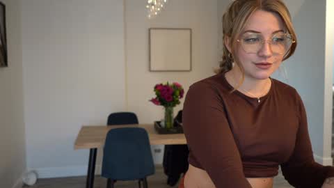 scarlajade online show from January 2025 10:42:01 PM