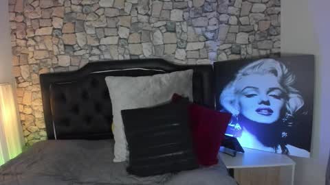 Scarlat Diamond  online show from October 2025 07:46:02 PM