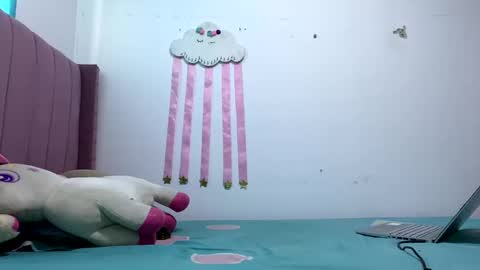 scarle222421 online show from December 2024 10:08:02 PM