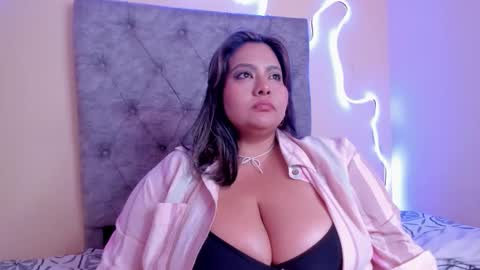 camila online show from March 2026 05:13:01 AM