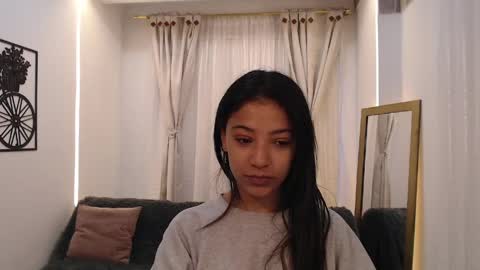 Snapshot of scarleet_miaa chatting on May 2026 09:33:01 PM Scaelet Mia online show from May 2026 09:33:01 PM