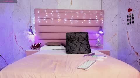 Scarleet online show from January 2025 07:55:01 PM