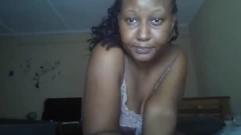 scarlet_25142359 online show from October 2025 09:57:01 PM