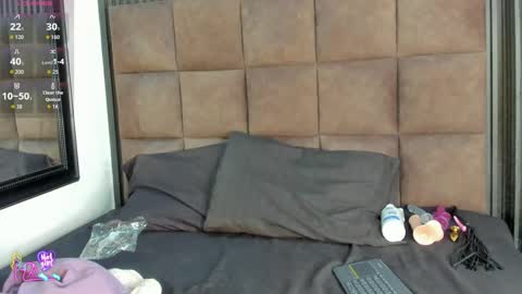 scarlet__love__ online show from May 2026 11:39:01 AM