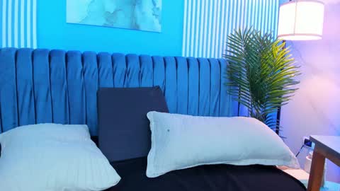 Scarlet Edwars online show from January 2025 03:20:01 PM