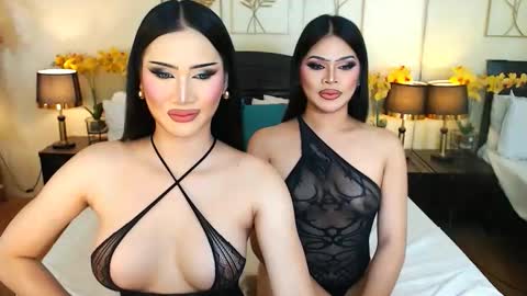 Snapshot of scarlet_snow_asian chatting on January 2026 07:12:01 AM Scarlet online show from January 2026 07:12:01 AM