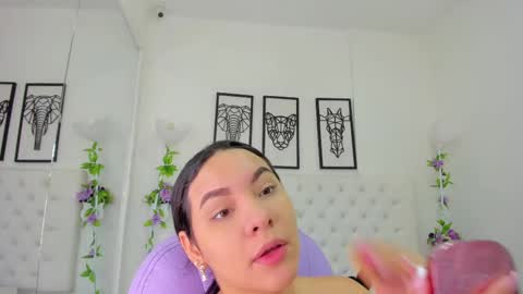 Snapshot of scarlet_stan22 chatting on February 2025 11:11:02 AM Isa online show from February 2025 11:11:02 AM