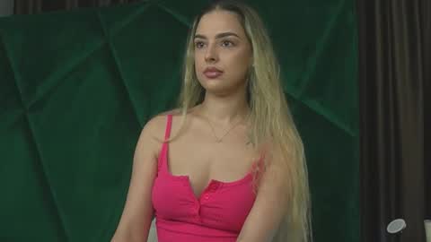 Scarlet online show from September 2025 10:15:02 PM