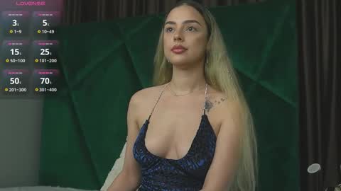 Scarlet online show from October 2025 08:28:01 PM