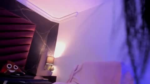 Scarlet Dayana online show from September 2025 07:58:02 PM