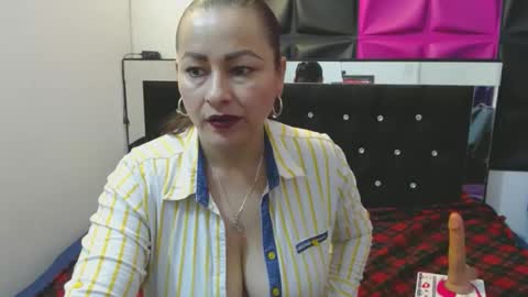 scarletglow1 online show from January 2025 06:28:01 PM