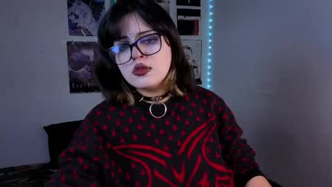 Snapshot of scarleth_shadow1 chatting on April 2026 02:35:01 AM Scarleth Independent model online show from April 2026 02:35:01 AM