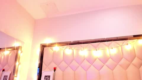 Snapshot of scarlethbigbug chatting on February 2026 11:42:02 AM scarlethbigbug online show from February 2026 11:42:02 AM