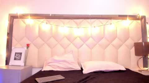 Snapshot of scarlethbigbug chatting on February 2026 11:53:02 AM scarlethbigbug online show from February 2026 11:53:02 AM