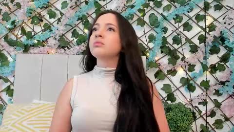 scarlet  online show from October 2025 10:38:02 AM