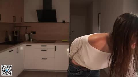 Snapshot of scarletmore chatting on March 2026 09:54:02 PM Scarlet online show from March 2026 09:54:02 PM