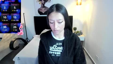 Scarlett online show from February 2025 12:27:01 PM