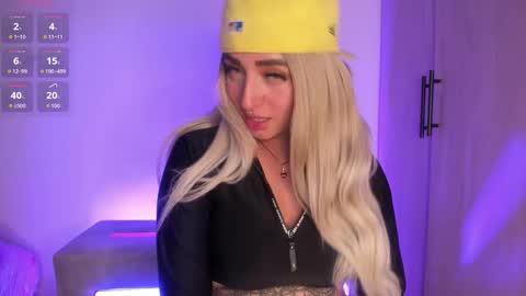 SCARLETT COLLINS online show from November 2025 05:51:01 AM