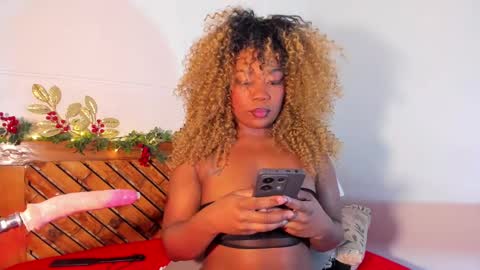 Mariana online show from December 2024 11:54:01 AM